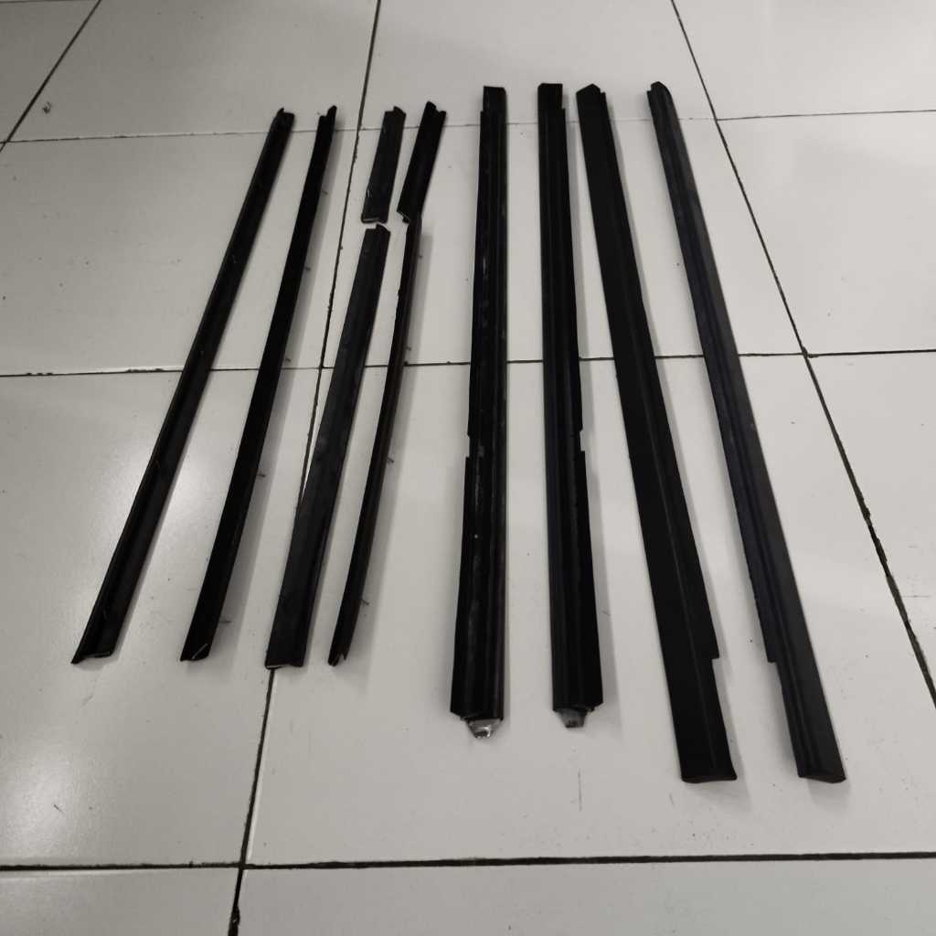 Pelipit Pintu Kaca Naik Turun Mobil Timor SOHC DOHC