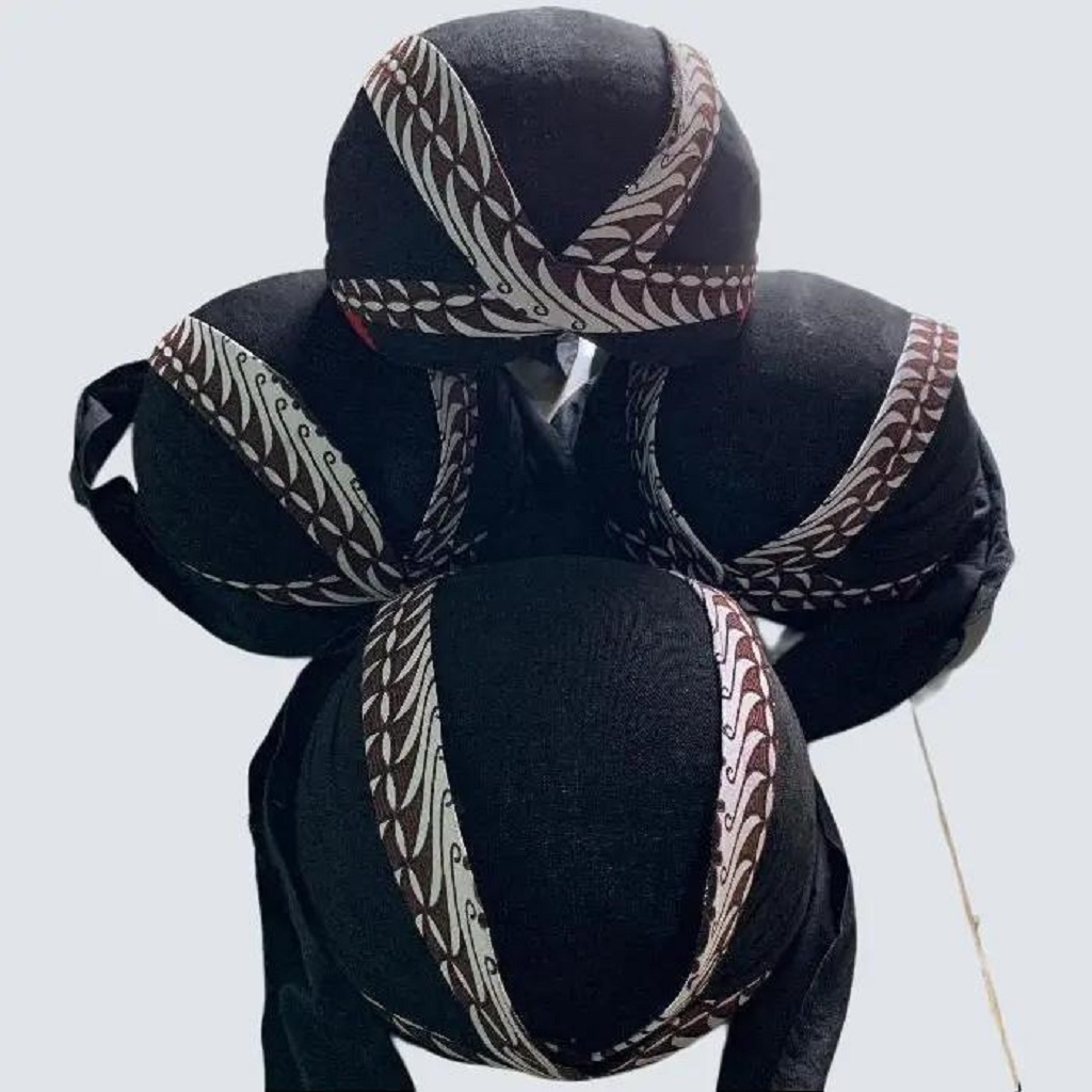 BLANGKON SAMURAI JOGJA PUTIH/BLANGKON JOGJA PRIA ADAT JAWA/ BLANGKON JAWA