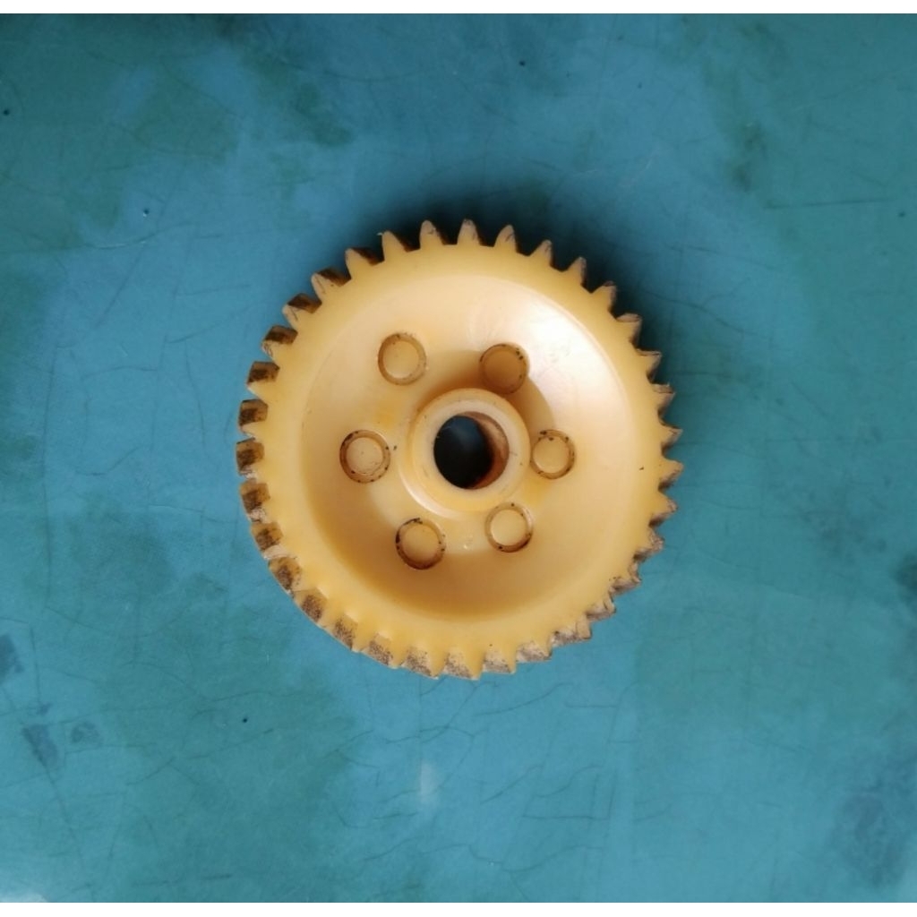 Gear pompa oli yamaha l2 sn gear pompa oli yamaha l2 super original gear pompa oli yamaha L 2G origi