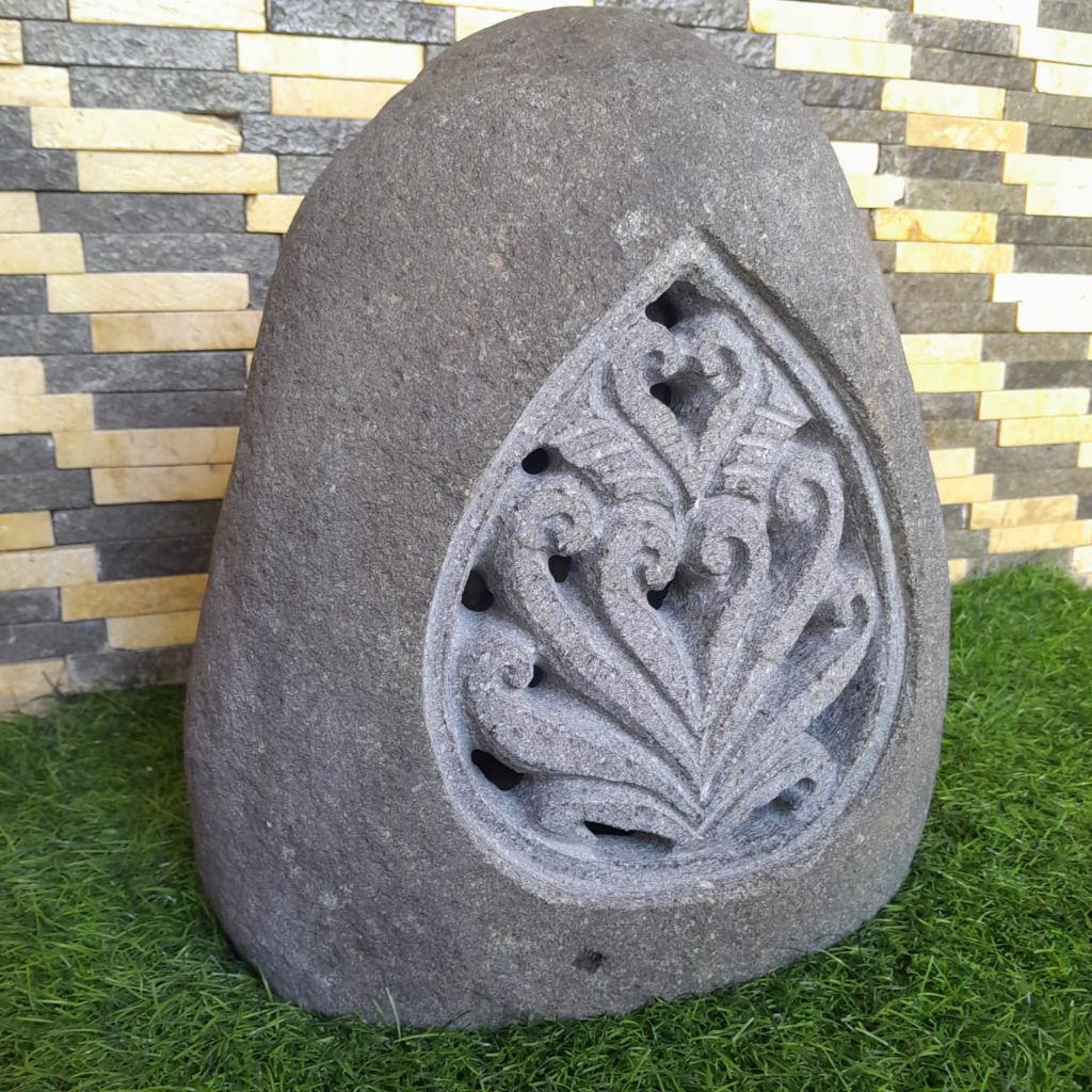 Kap lampu ukir batu alam/kap lampu batu kali/lampu taman batu alam