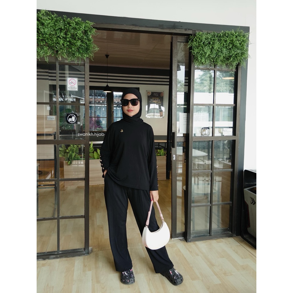 SWANIKH | KEIRA ONE SET JERSEY SIZE M