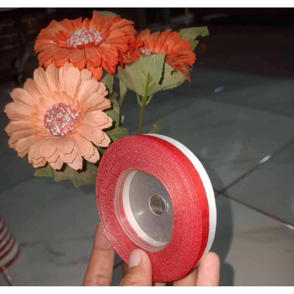 

PITA MERAH PUTIH PITA BENDERA INDONESIA 1/2 INCHI 1 ROLL