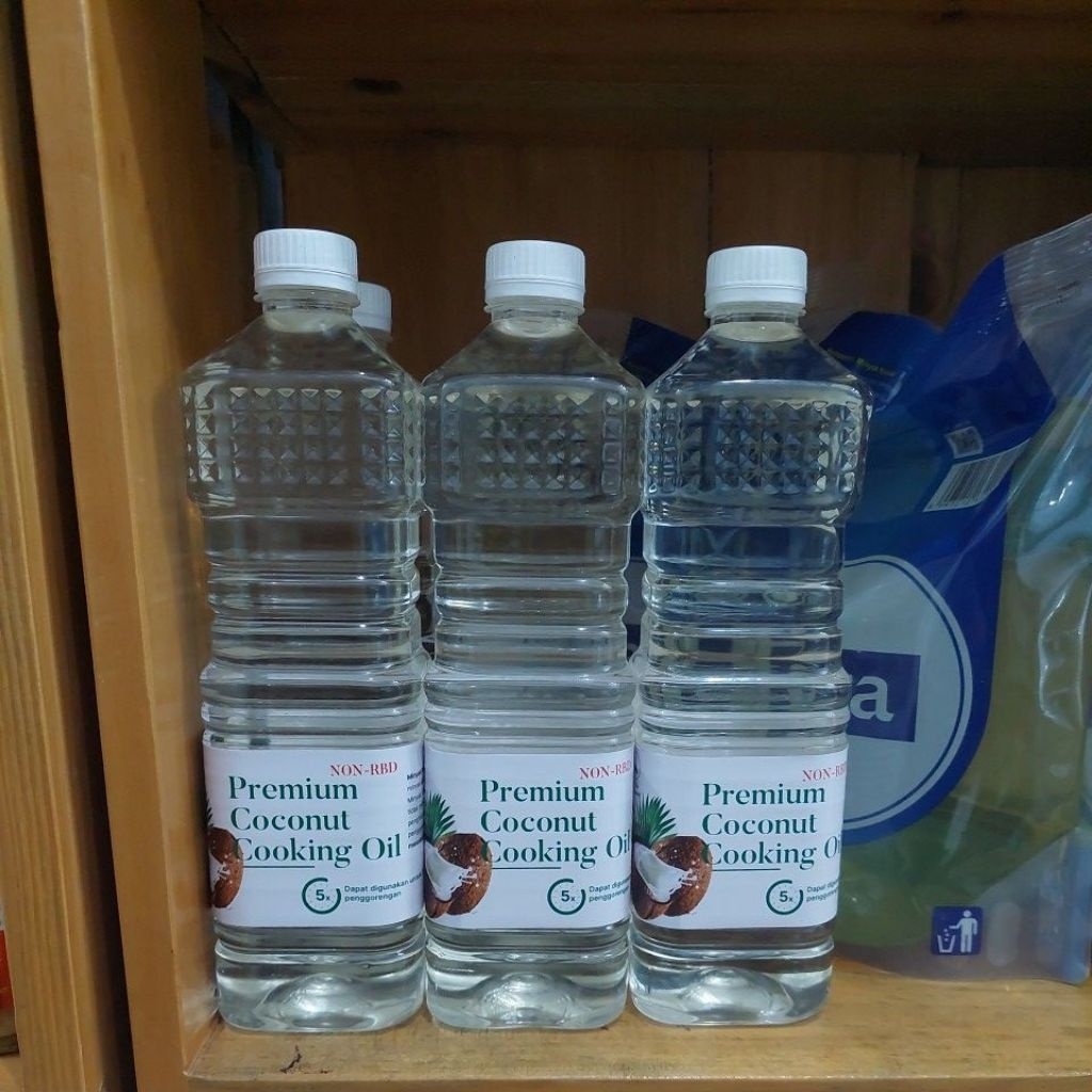 

Madre Premium Coconut Cooking Oil Minyak Kelapa Goreng NON RBD 1L