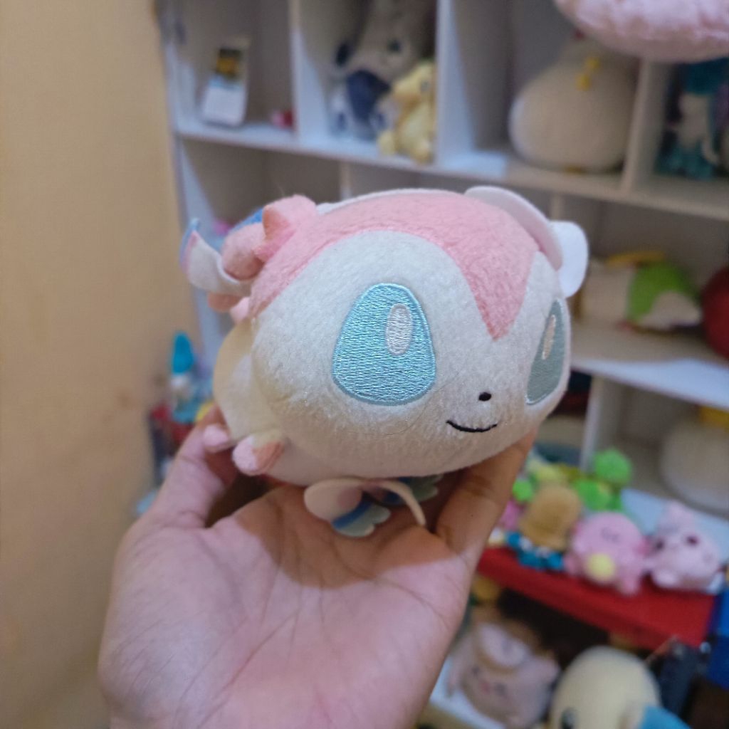Pokemon Sylveon Tsum Tsum Banpresto