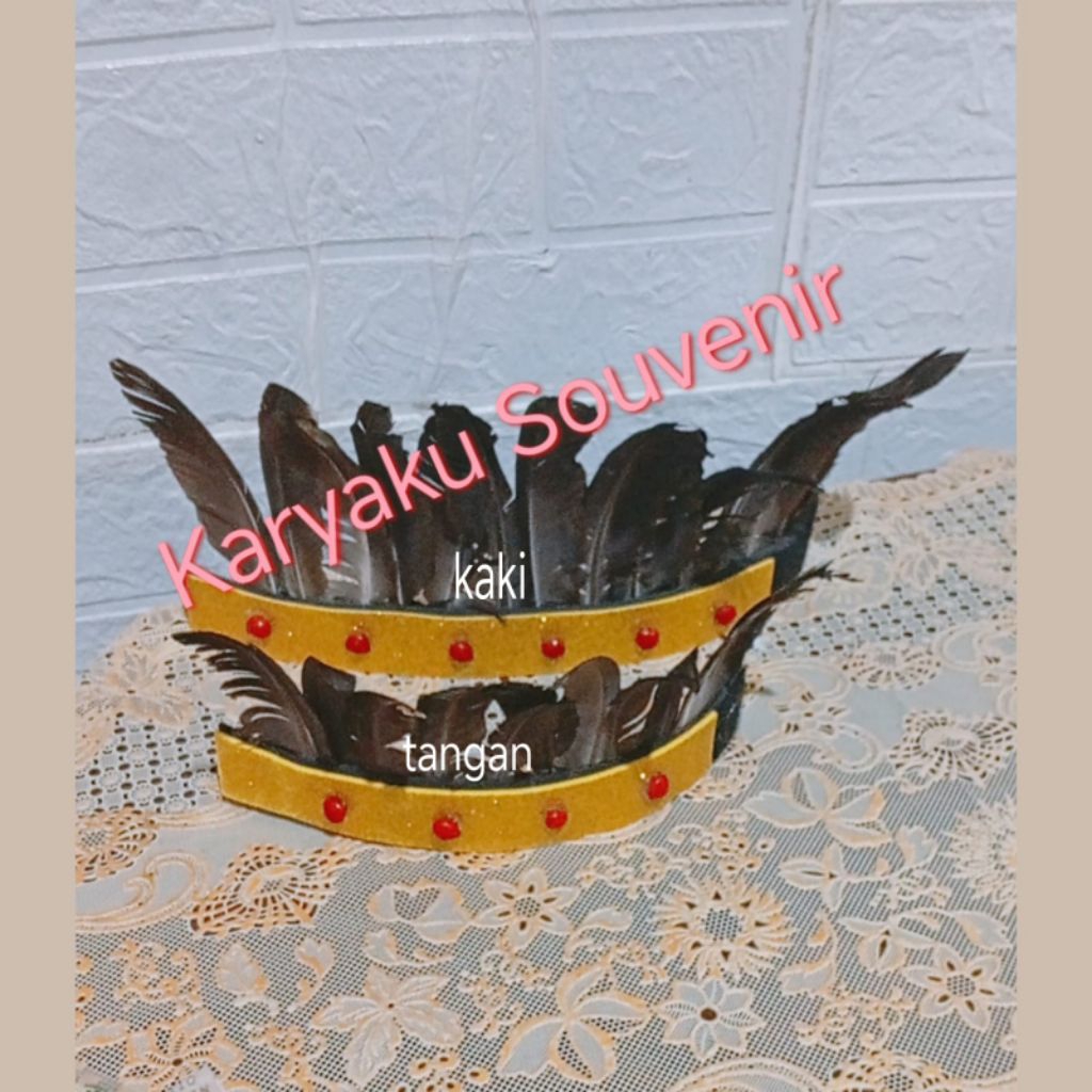 Gelang Tangan Dan Gelang Kaki Bulu Sepasang Model Papua