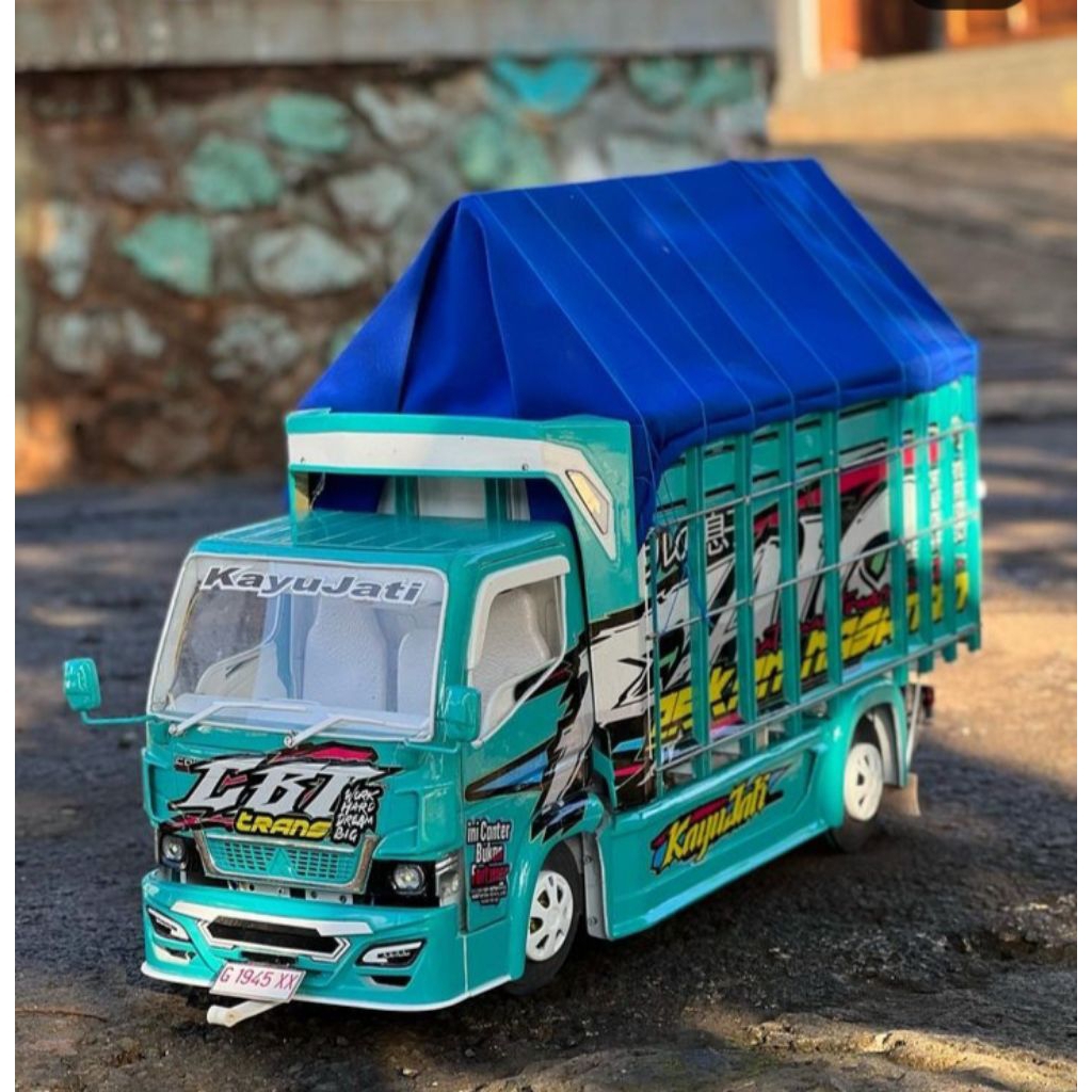 MAINAN ANAK MINIATUR TRUK OLENG KAYU FUL VARIASI LAMPU DAN TERPAL TRUK OLENG CANTER HEREX