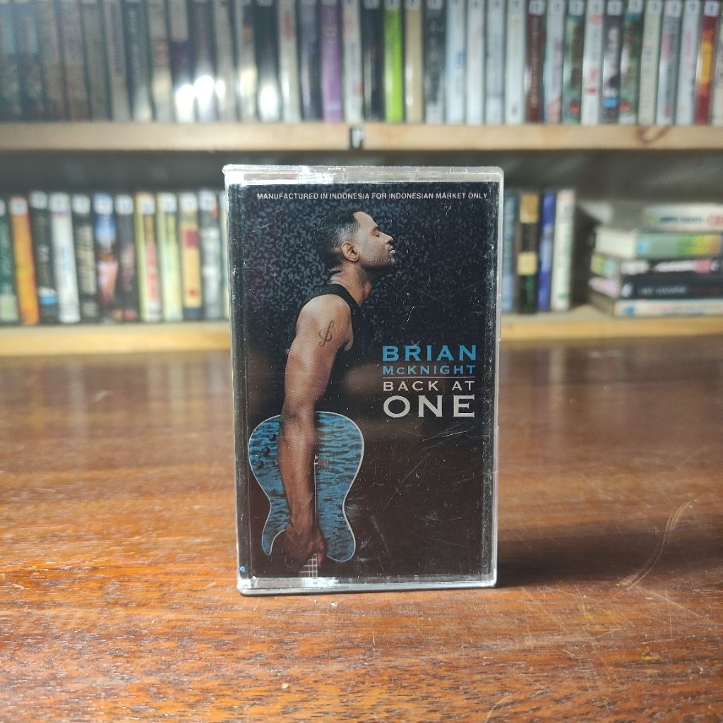 Kaset Pita Brian Mc Knight Back At One