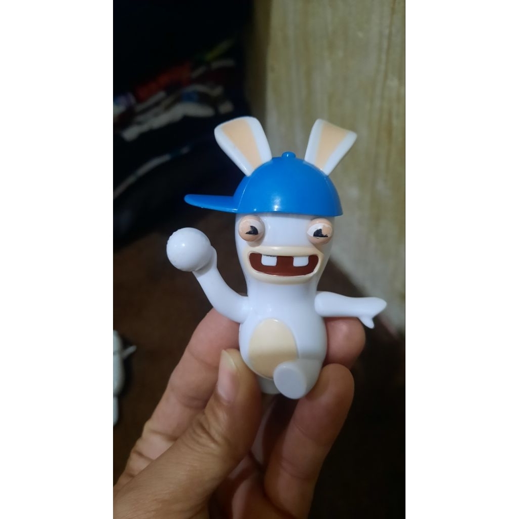 Mainan Figure Rabbids invasion MCD happy meal / mcdonal's