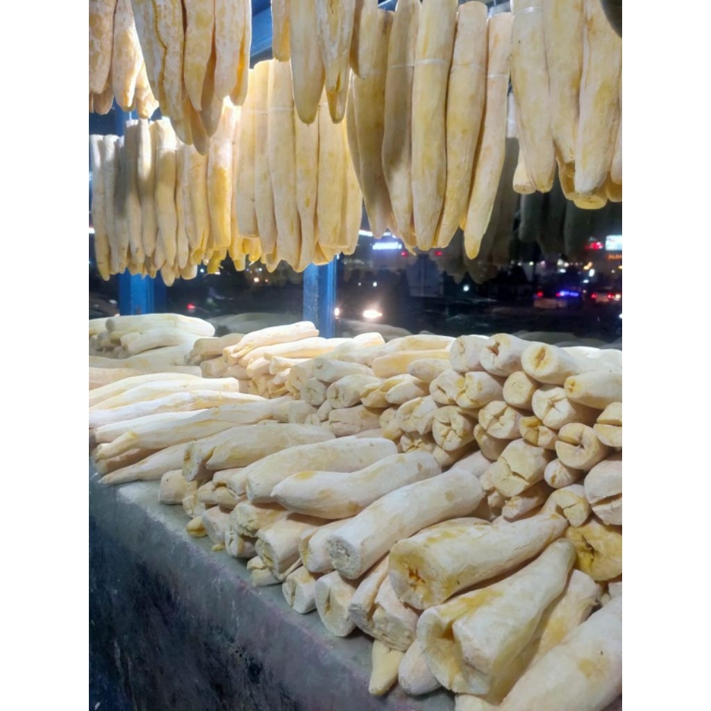 

PEUYEUM BANDUNG TAPE SINGKONG MENTEGA 1KG