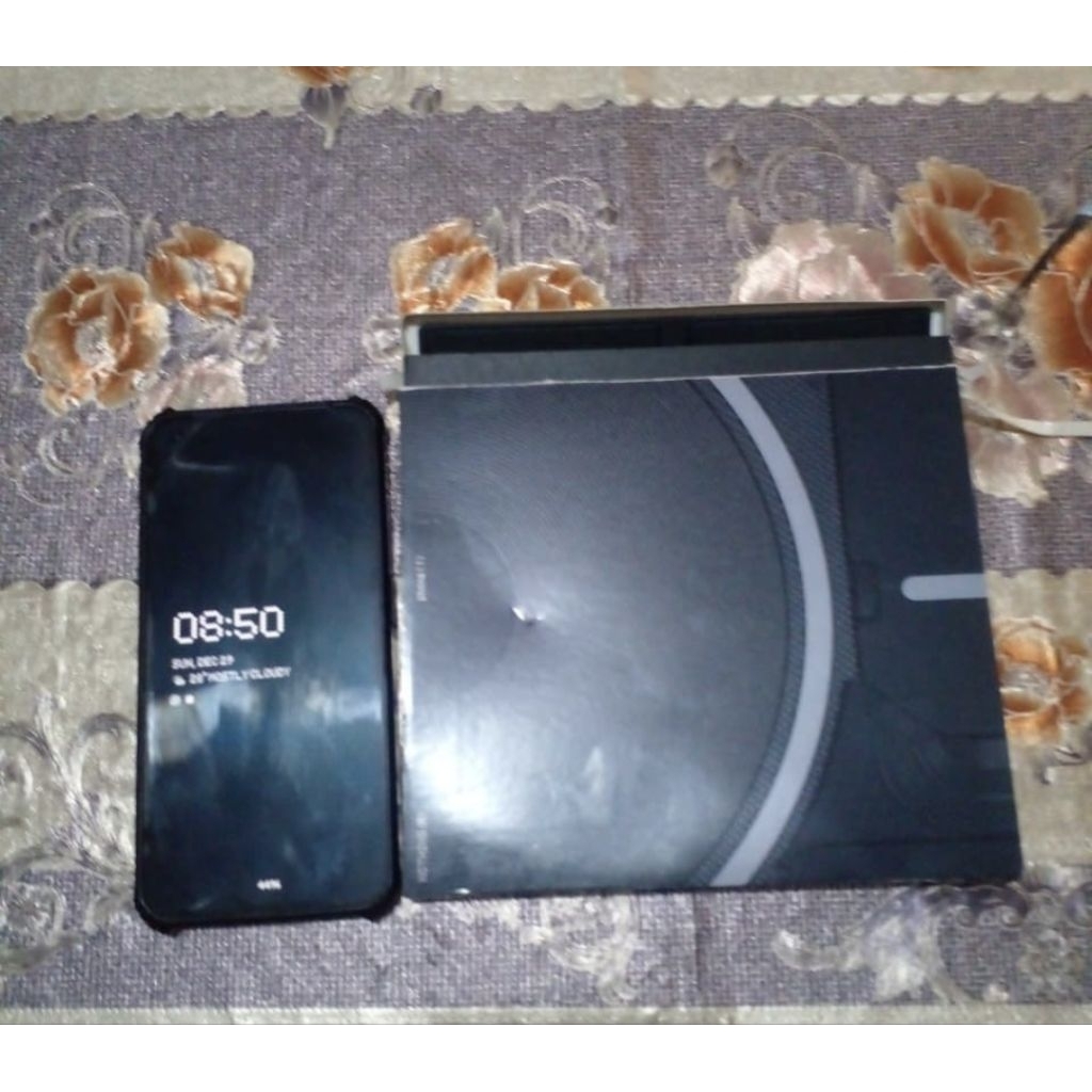 Nothing Phone 1 8/128 5G Hitam Dual SIM Fullset Like New IMEI Bea Cukai Garansi Lifetime