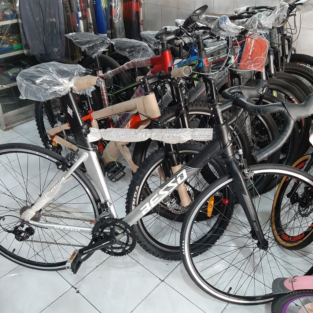 Roadbike 700 Sepeda Balap BESSO frame alloy 2 x 11 speed