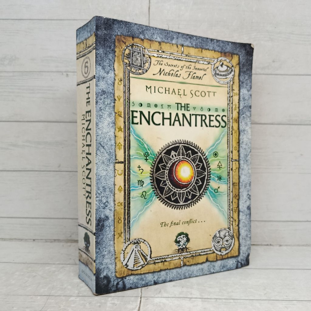 Novel Michael Scott the Enchantress Book 6 Sofcover