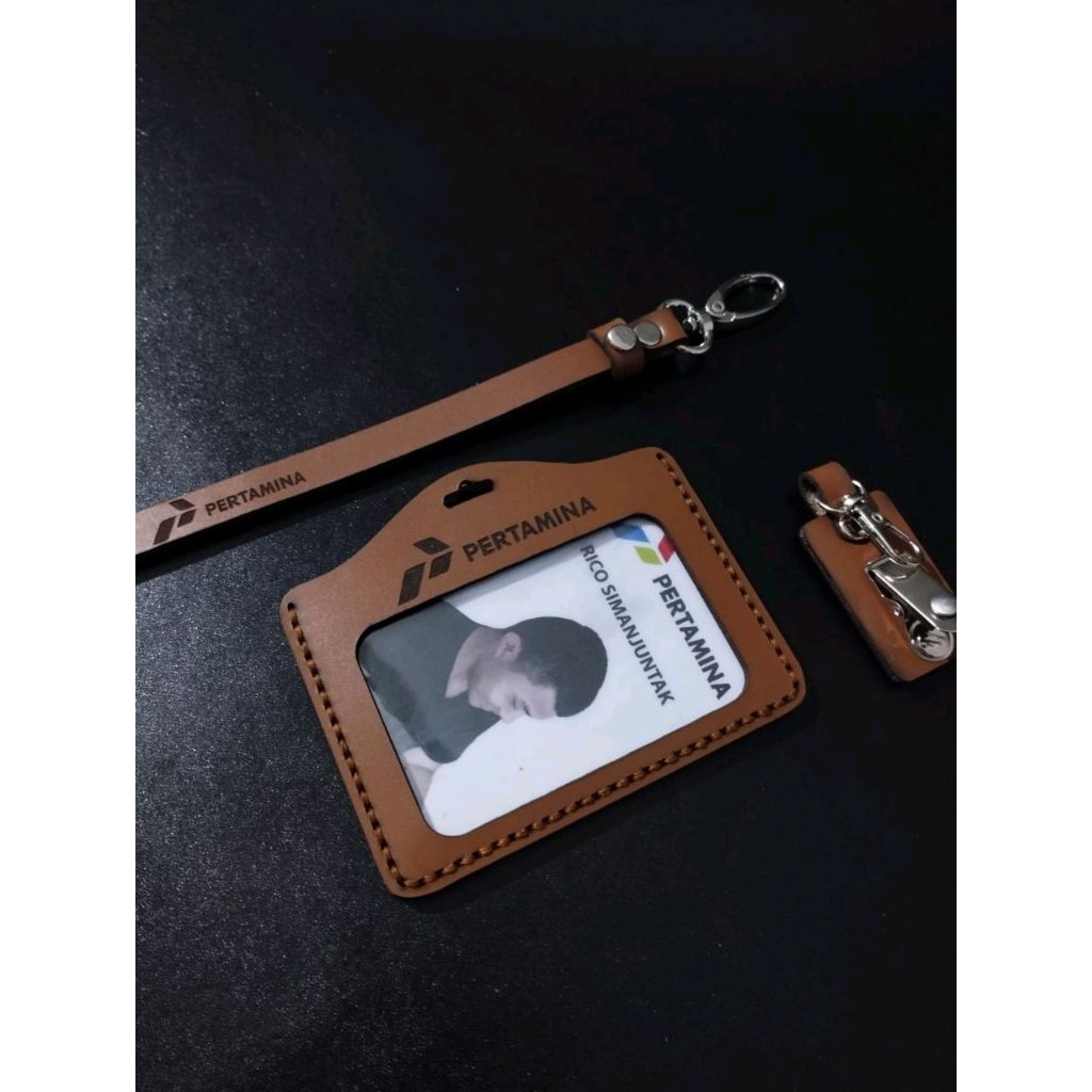 

Landscape ID Card Kulit Custom || Gantungan ID Card Kulit Asli