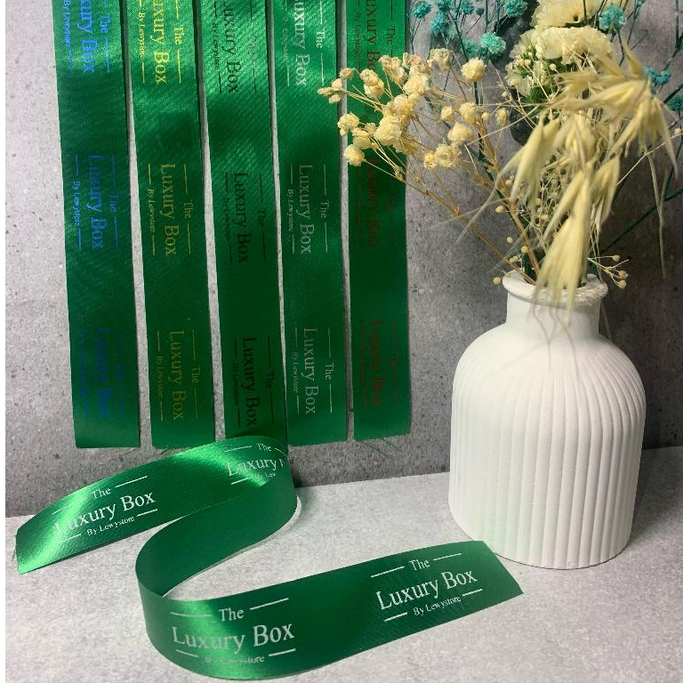 

Pita Custom 4 cm /Panjang 18 meter PART 1/Pita Satin Import/Pita Kado/Pita Hampers/Tanpa PreOrder/Gold/Silver/Merah/Hitam/Putih/Pita hadiah/Custom