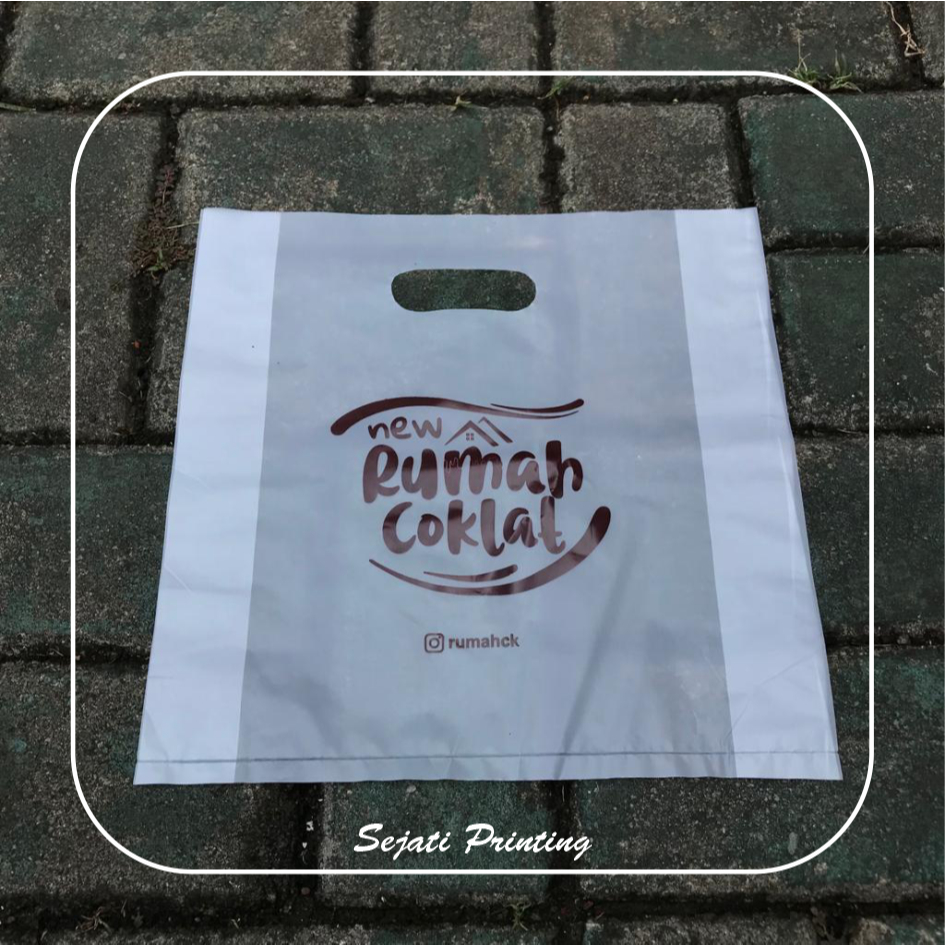 

(Isi 100 pcs) Plastik Sablon HD Lipat Plong 30x30cm, FREE DESAIN - SEJATIPRINTING