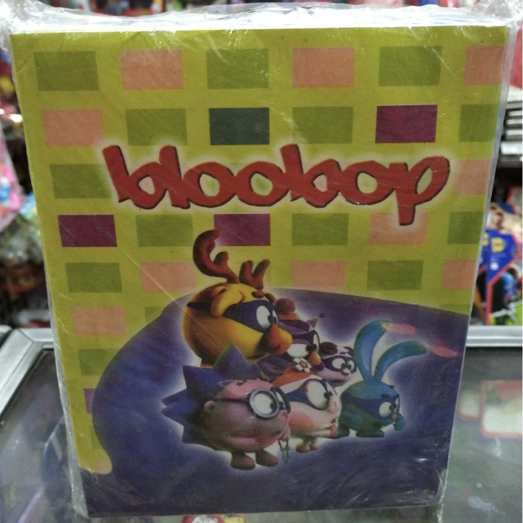 

buku petak besar 1 pcs eceran isi 30 lembar