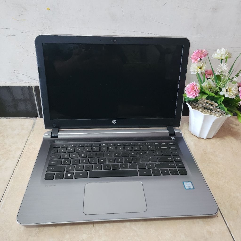 Laptop HP Pavilion Core i7 Gen 6 plus VGA Nvidia 2GB
