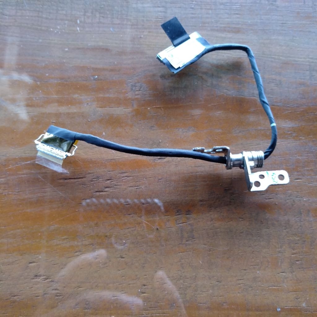 fleksibel layar+ engsel laptop toshiba dynabook R634/L