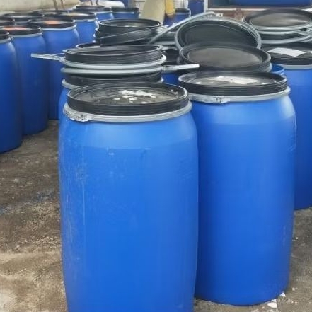 drum plastik ukuran 250liter bahan tebal hdpe.komplit ring dan tutup.untuk tandon air.dan silase pak