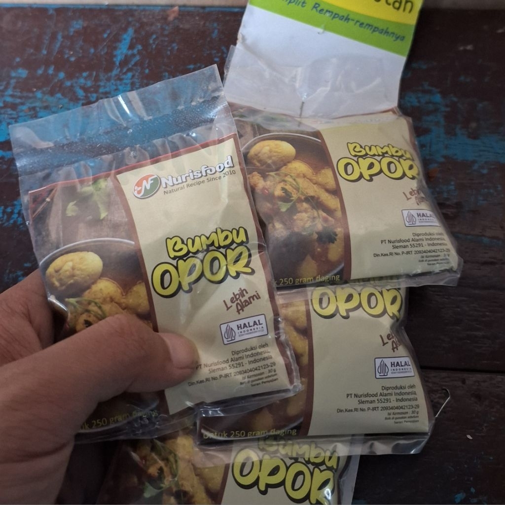 

Bumbu Opor praktis instan berat 30 gram Nurisfood