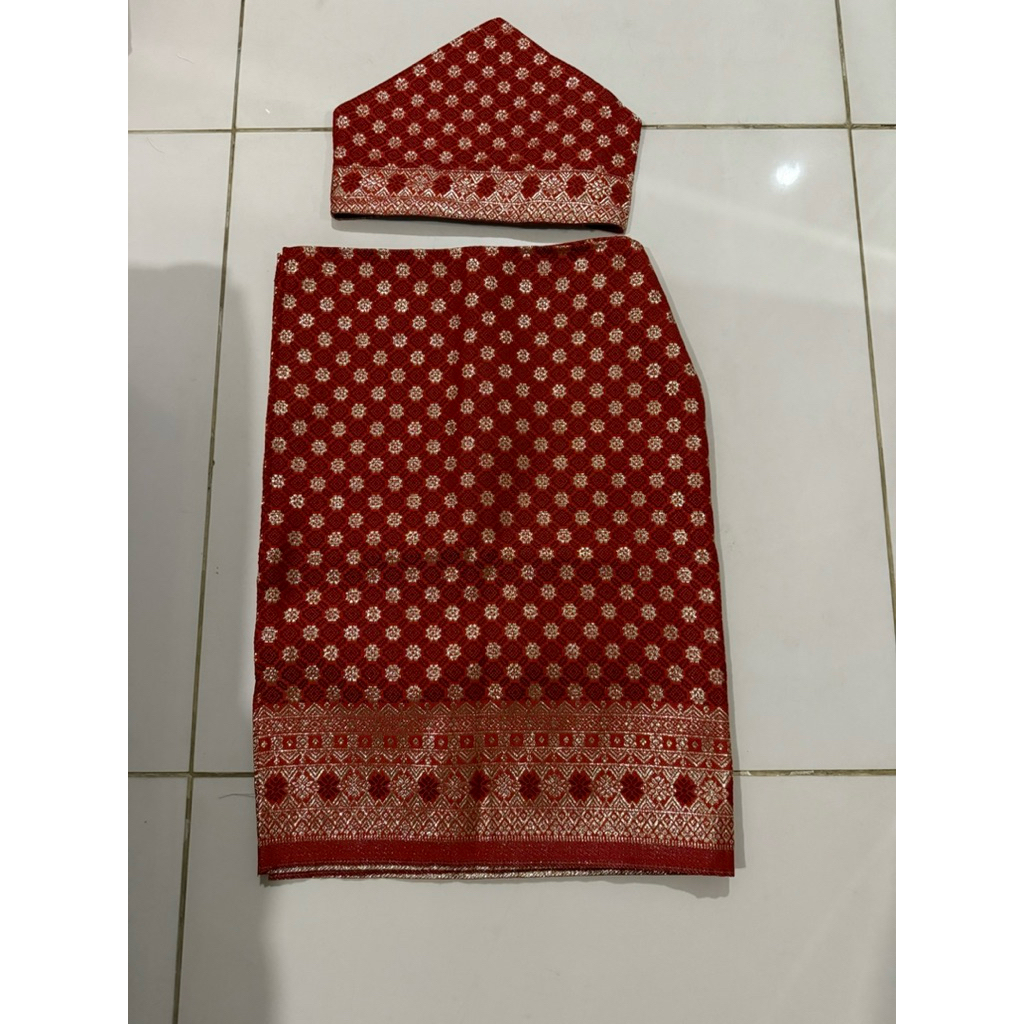 Songket Pash - Songket Lepus dan Topi Tanjak Pria Khas minang atau padang