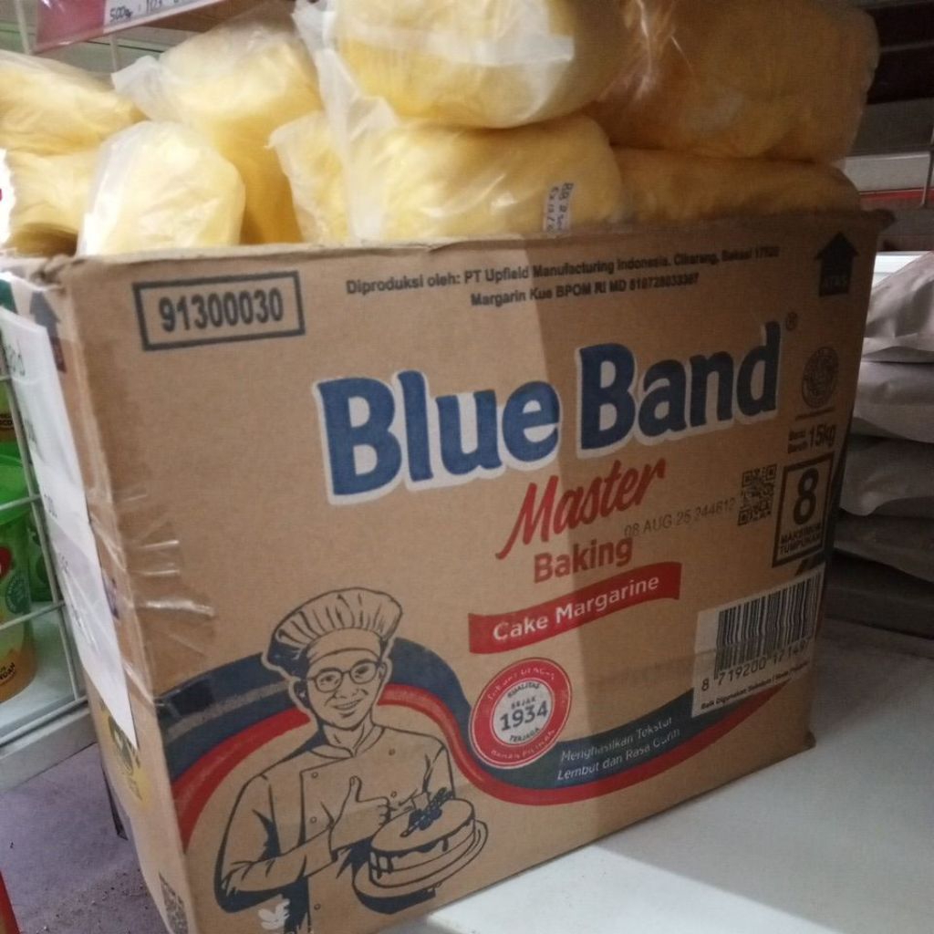 

BLUEBAND MASTER REPACK 1KG( 950 GRAM)