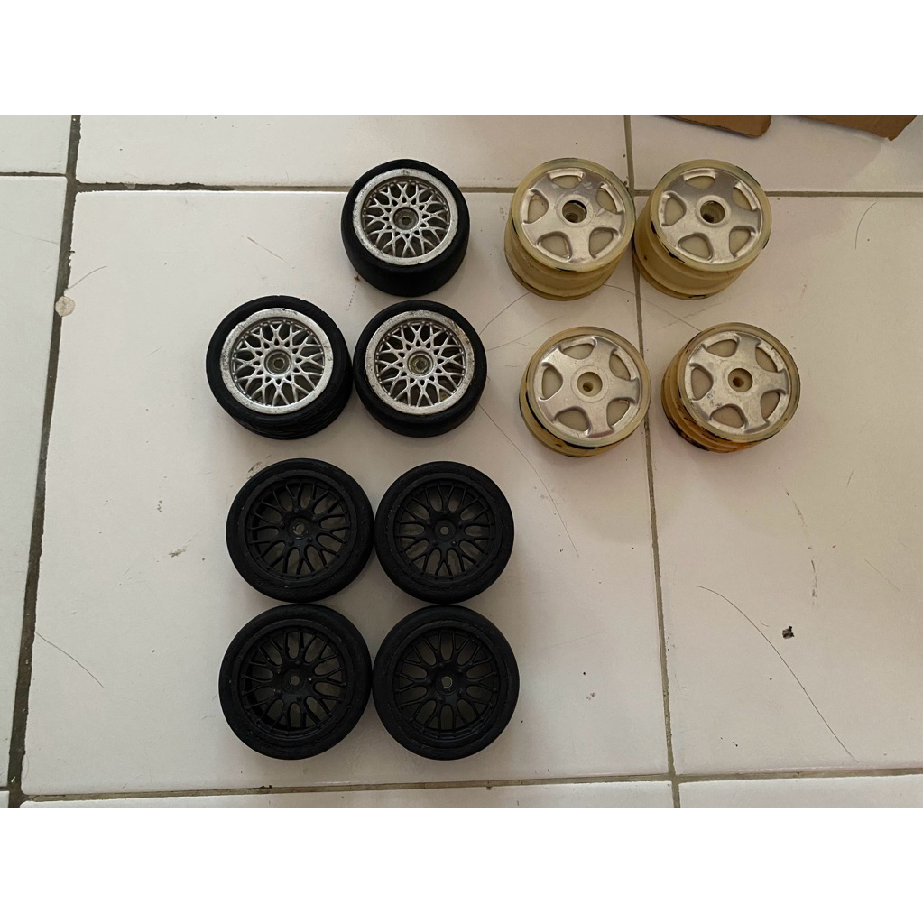 ban rc Tamiya bekas 1/10