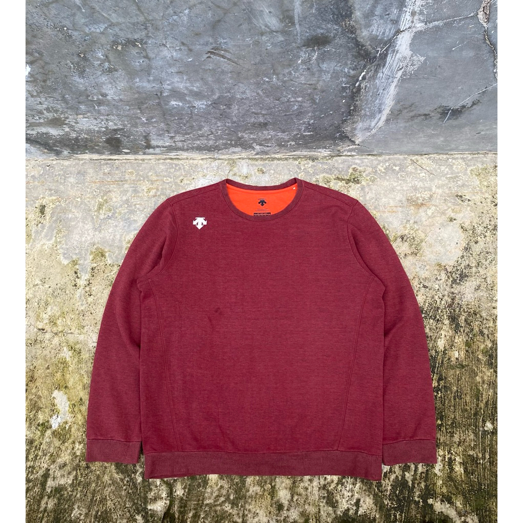 Crewneck Descente / Baju Descente Second