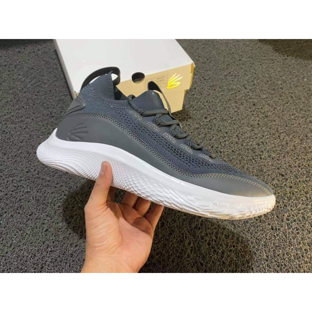 SEPATU CURRY 8 COOL GREY