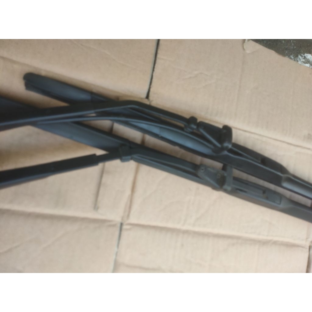 gagang wiper kaca Hino Lohan copotan