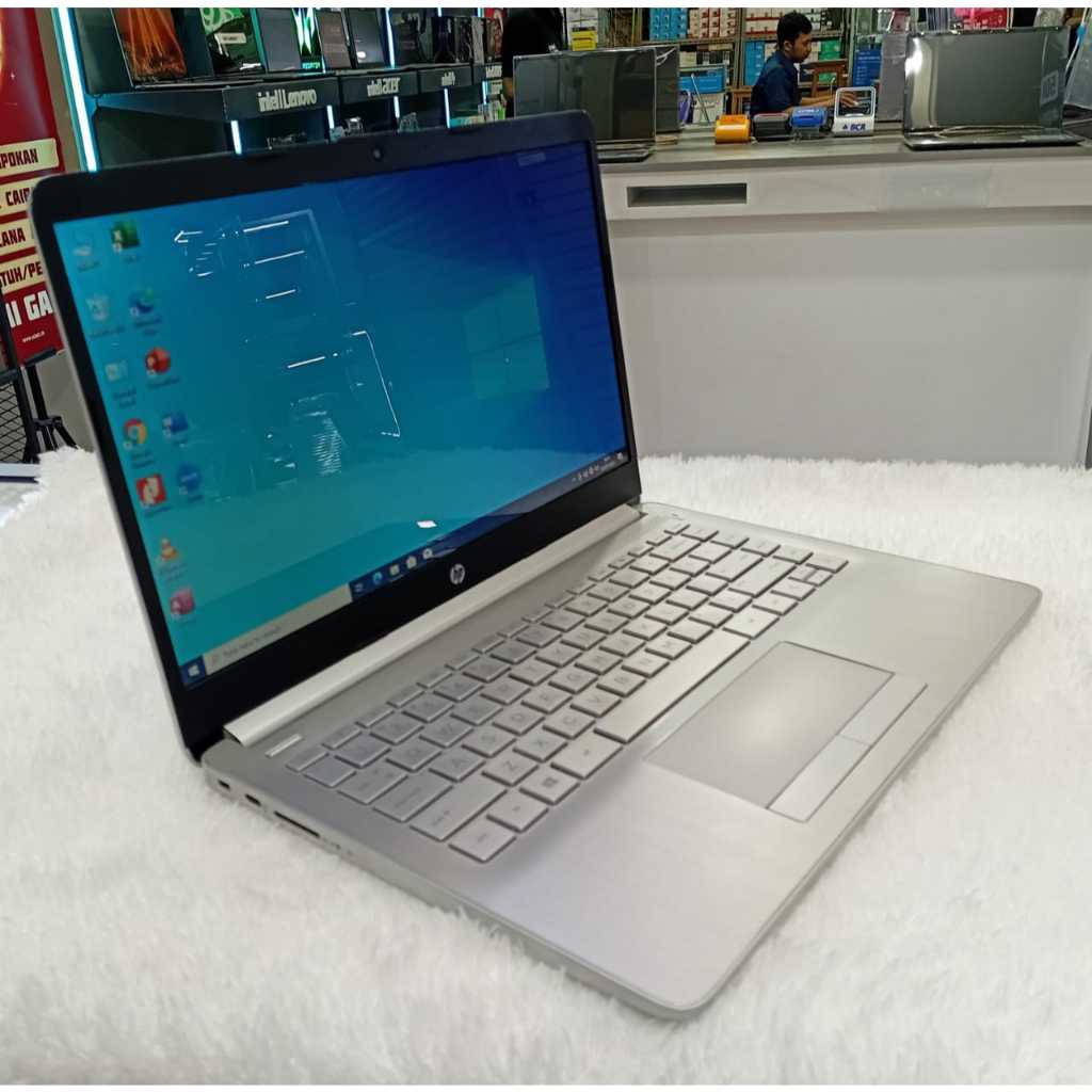 HP 14s AMD A4 RAM 4 GB SSD 256 GB 14 INC KEYBOARD BACKLIGHT