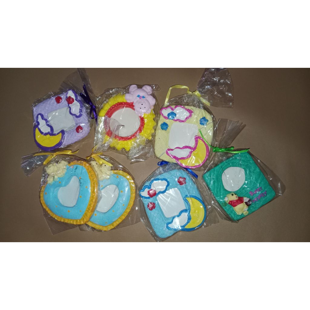 Bingkai foto unik dari tanah liat untuk foto bingkai foto unik