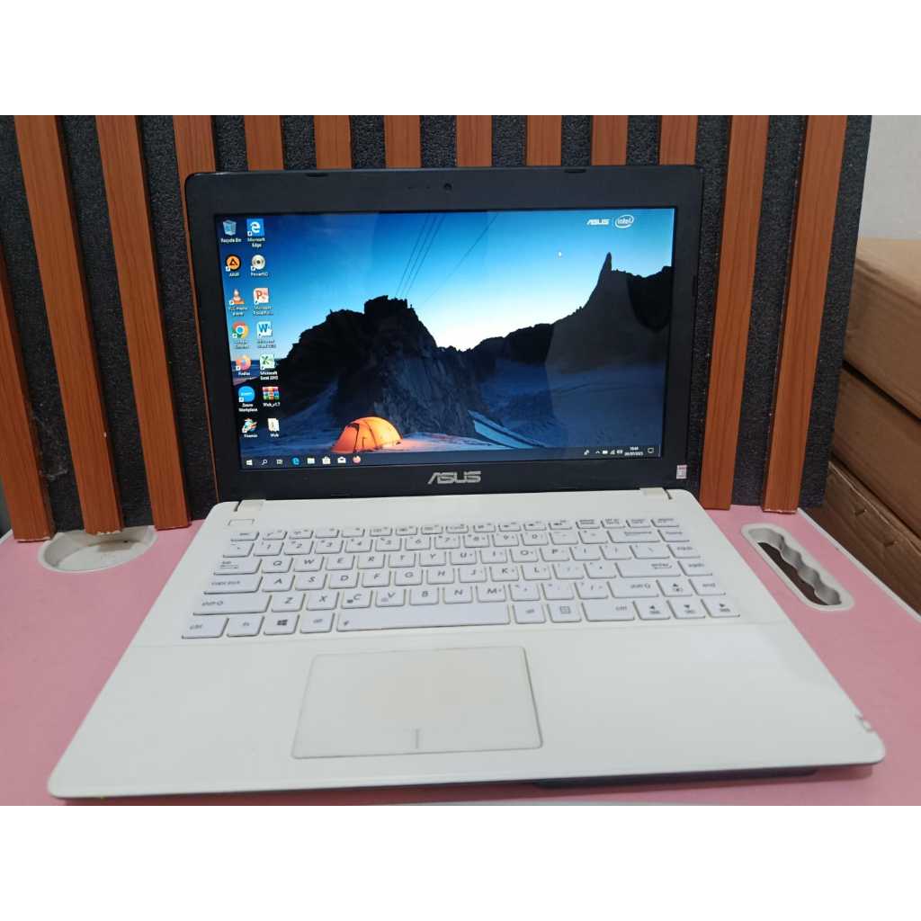 Laptop Asus X451CA Intel Celeron cpu1007u 1.50 GHz  2gb ram  Intel sandybridge/ivybridge  128gb sdd 