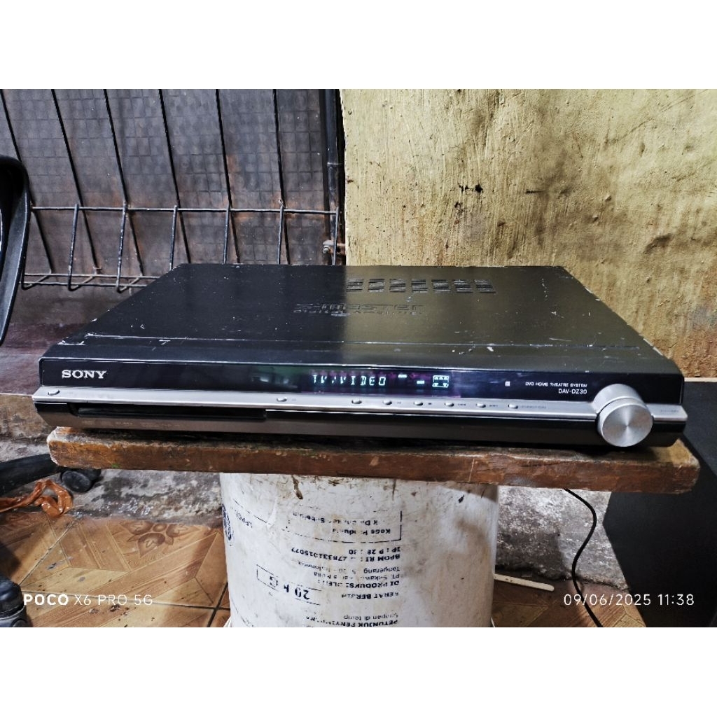 DVD home theater sony HCD DZ30