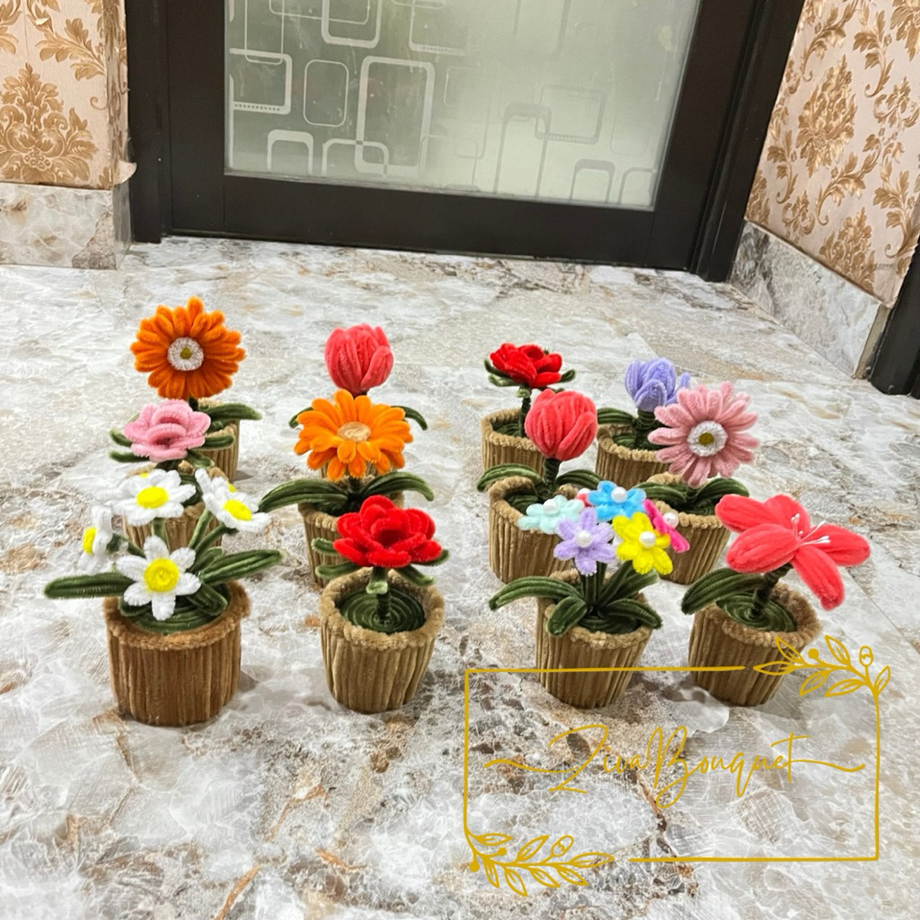 

Bunga Kawat Bulu | Pot Bunga Kawat | Buket Uang Mini