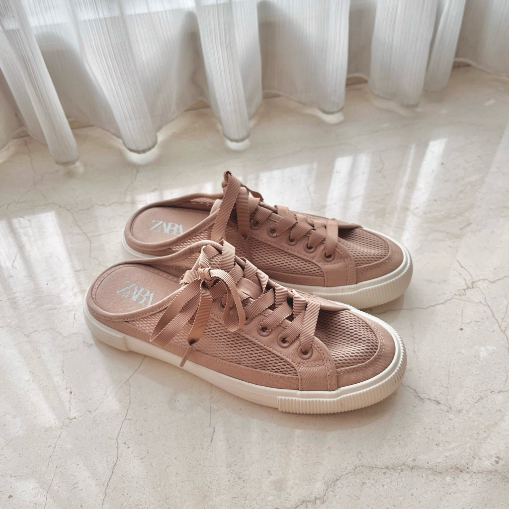 Preloved Zara Sneakers