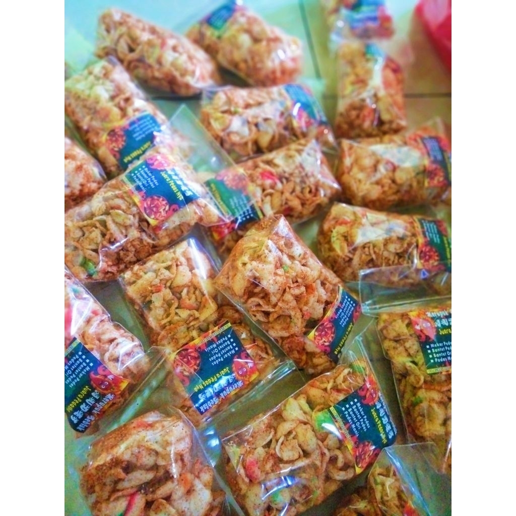 

KERUPUK SEBLAK PEDAS
