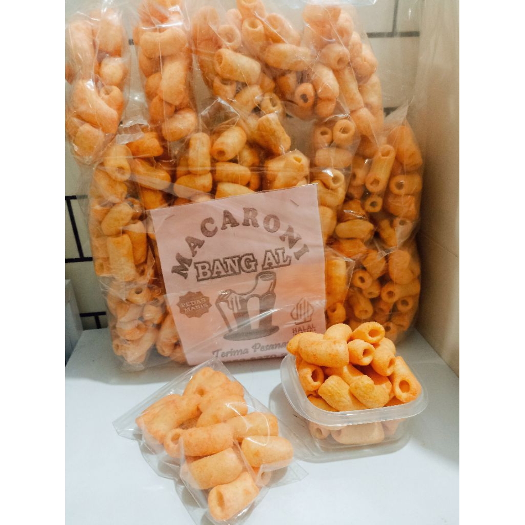 

MACARONI goreng "BANG AL" rasa PEDAS MANIS kemasan 20gr isi 24bh kemasan pack