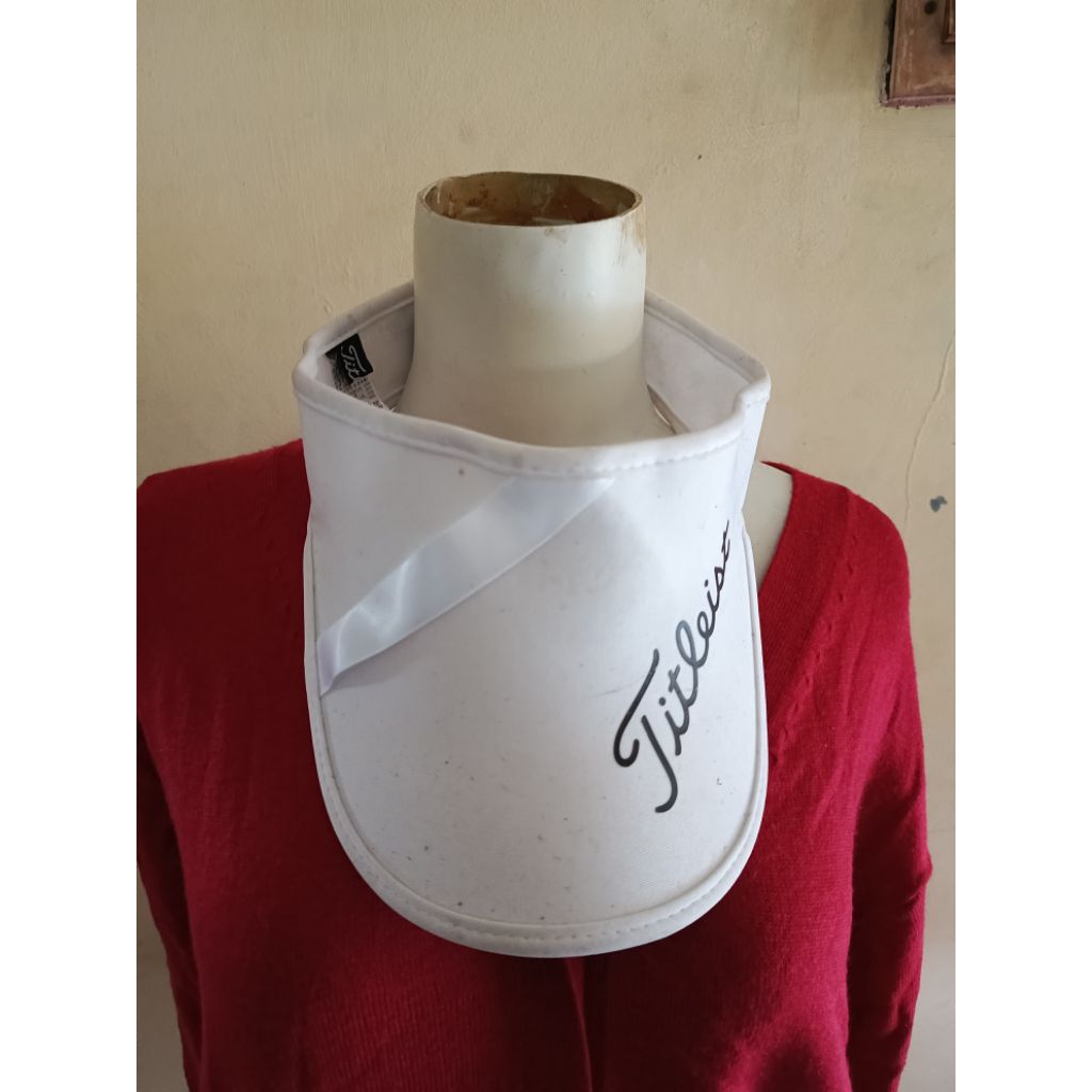 Preloved - Topi Golf 2