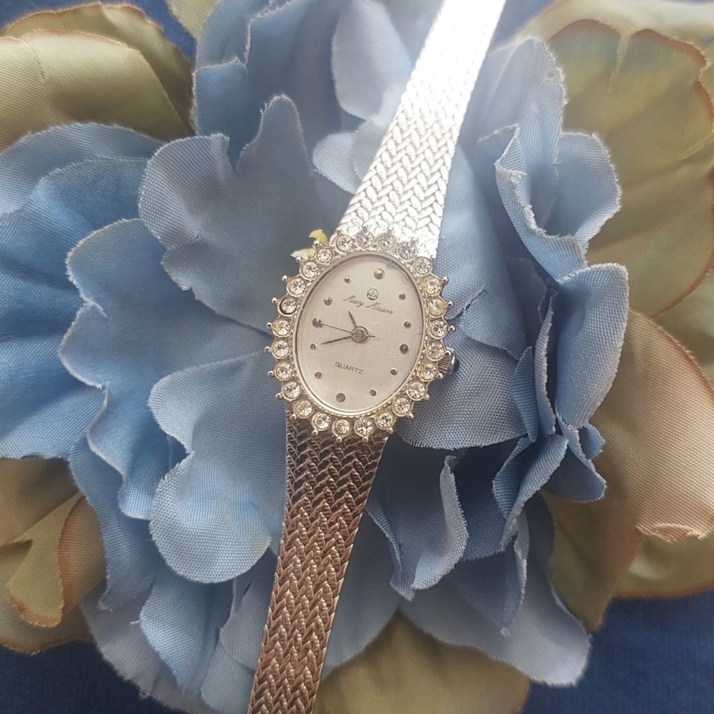 Mavy Maison Silver Watch Diamond Bezel
