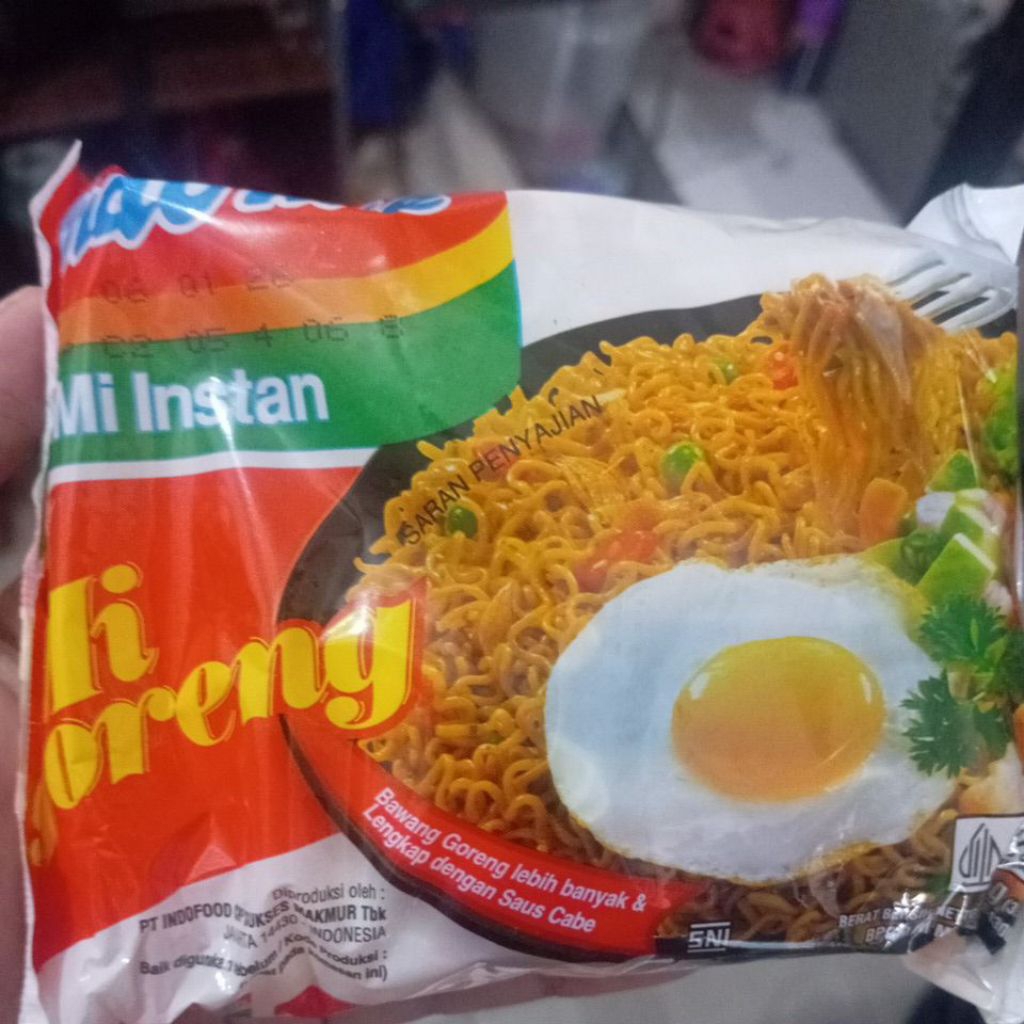 

indomie goreng isi 3