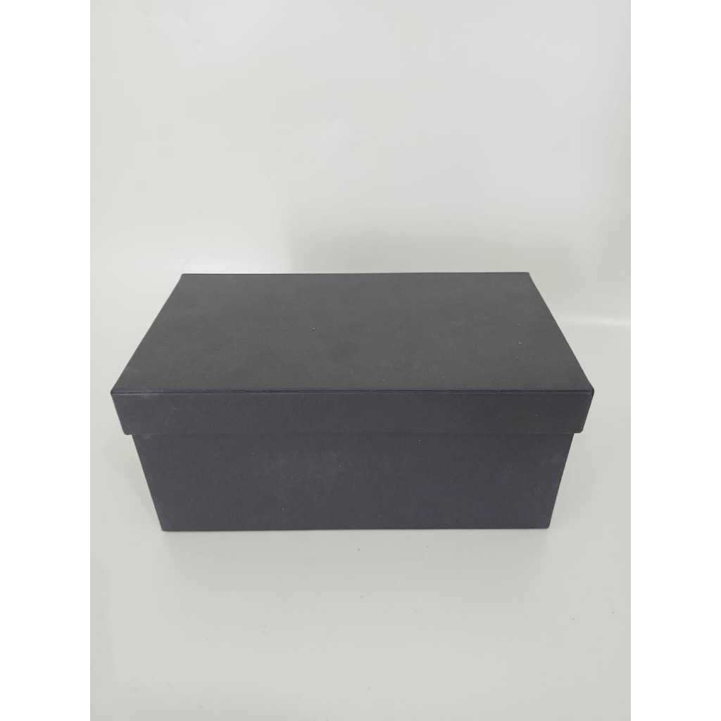 

SALE Box Kotak P : 22,5 L : 12 T : 10,5 cm , Box Bunga, Vas Bunga