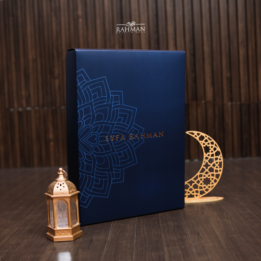 

Syfa Rahman - Gift Box Hampers Exlusive