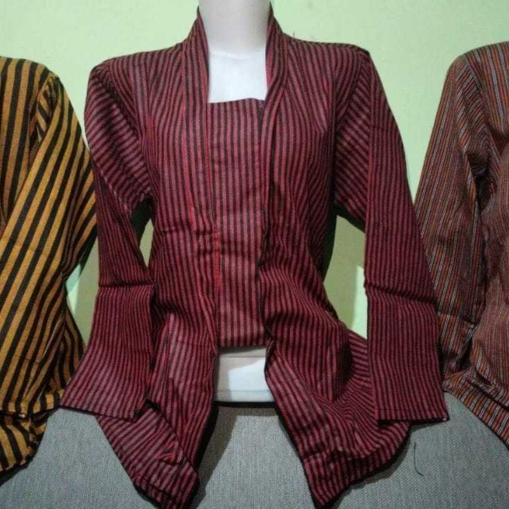 Baju Adat Jawa Wanita Warna Merah/Kebaya Lurik Jawa/Kebaya Wanita Adat Jawa Dewasa