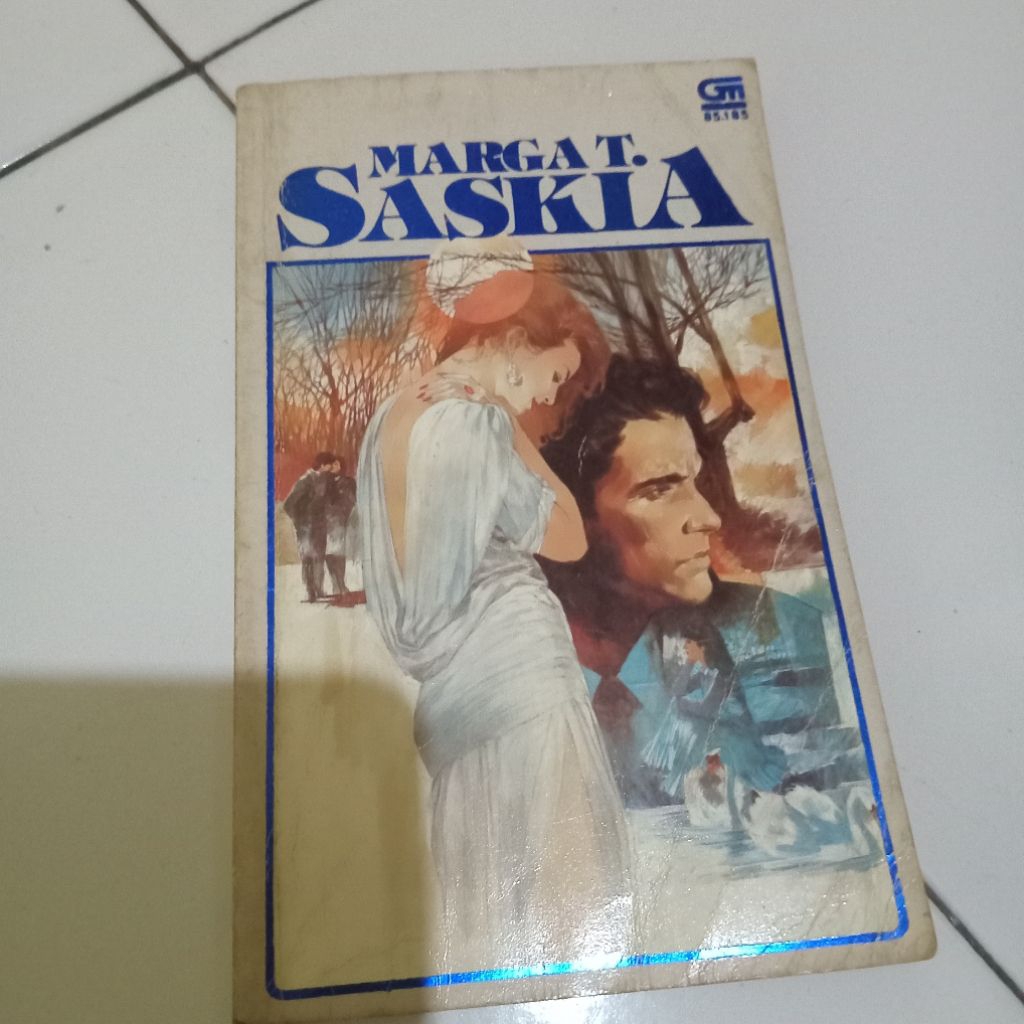 buku novel marga t saskia