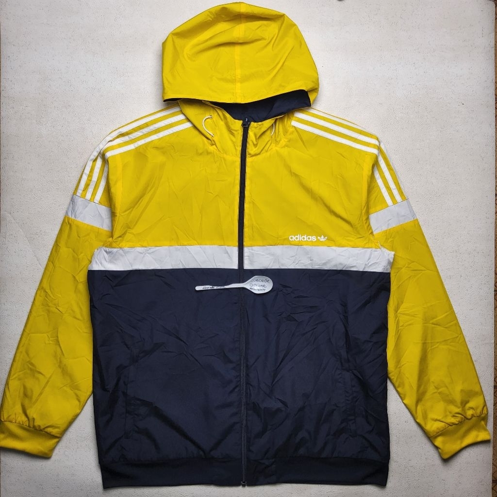 ADIDAS reversible windbreaker jacket size XL japan market