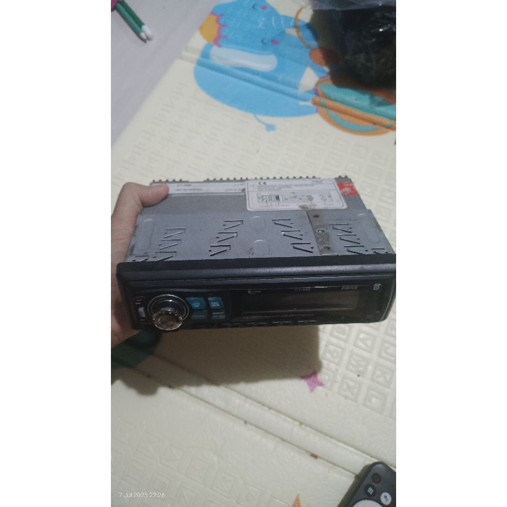 Musik mobil bekas Suzuki carry