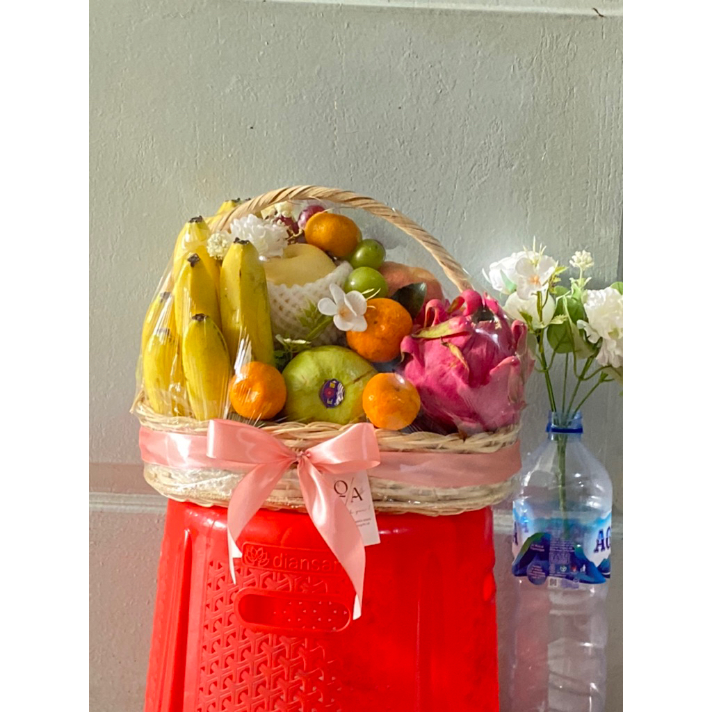 

Keranjang lucy | parsel buah premium instan | hantaran buah | bouquet buah | hampers buah | buket buah | fruit gift