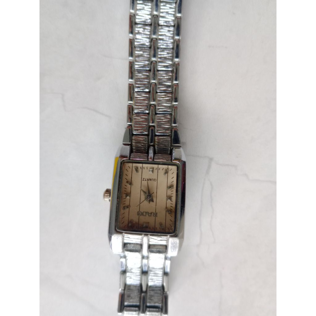 jam cewe rado vintage