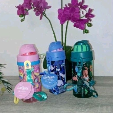 Botol minum anak karakter lucu dengan tali selempang kapasitas 430ml